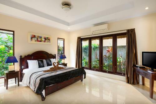 Coconuts Villa Balangan Beach
