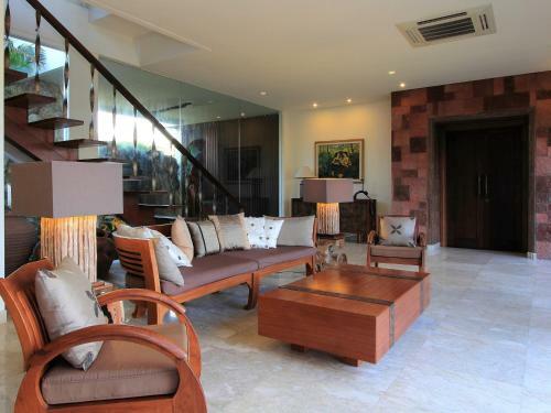 Awanti Villa