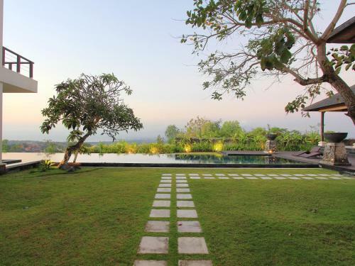 Awanti Villa