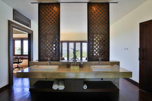 Awanti Villa
