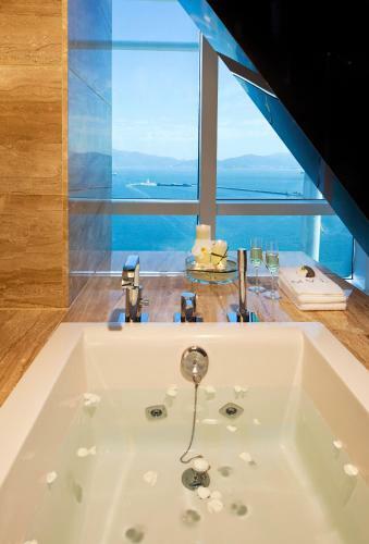 Hotel Sono Calm Yeosu
