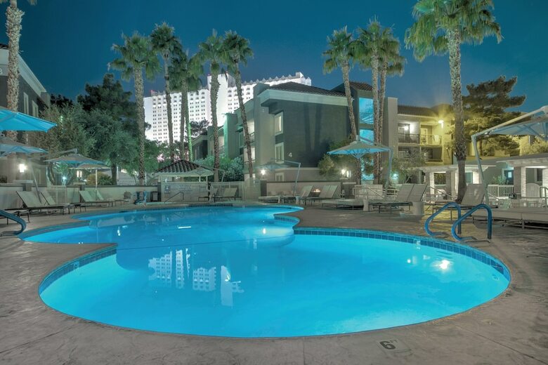 Hotel Desert Rose Resort