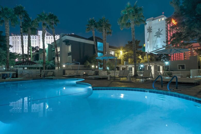 Hotel Desert Rose Resort