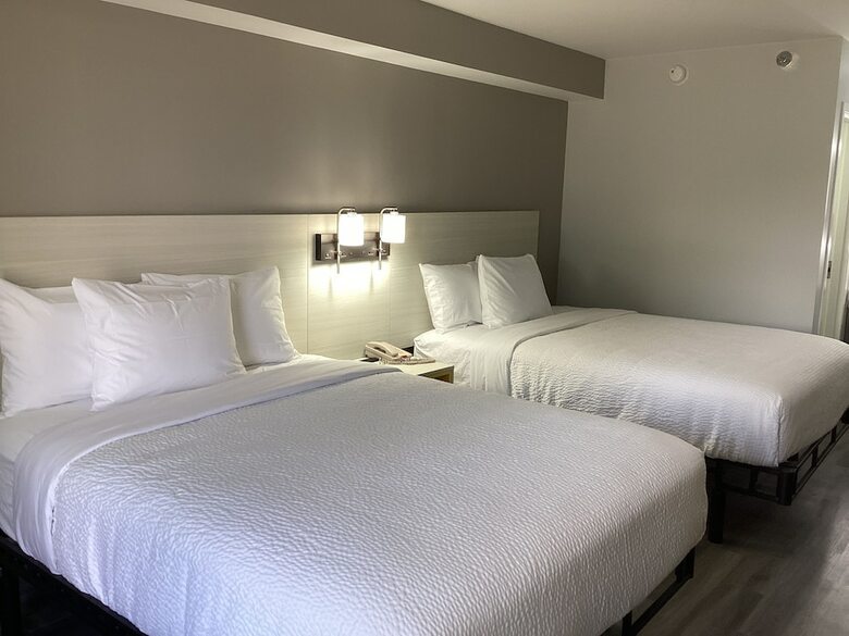 Hotel Quality Inn - West