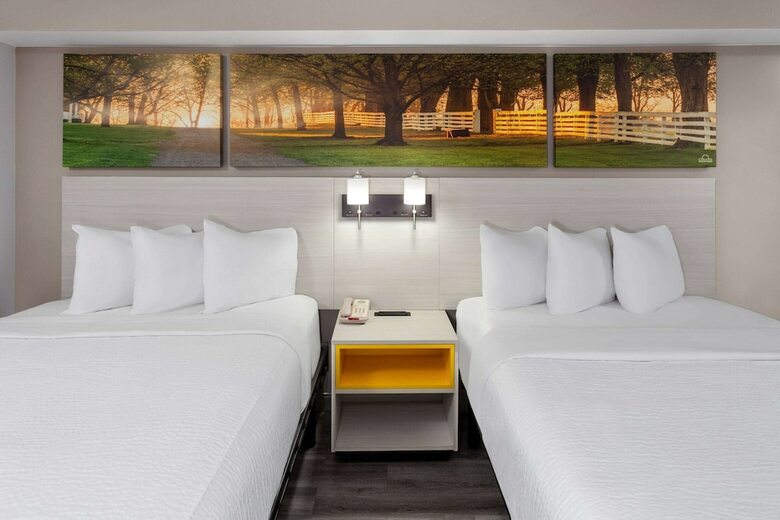 Hotel Quality Inn - West
