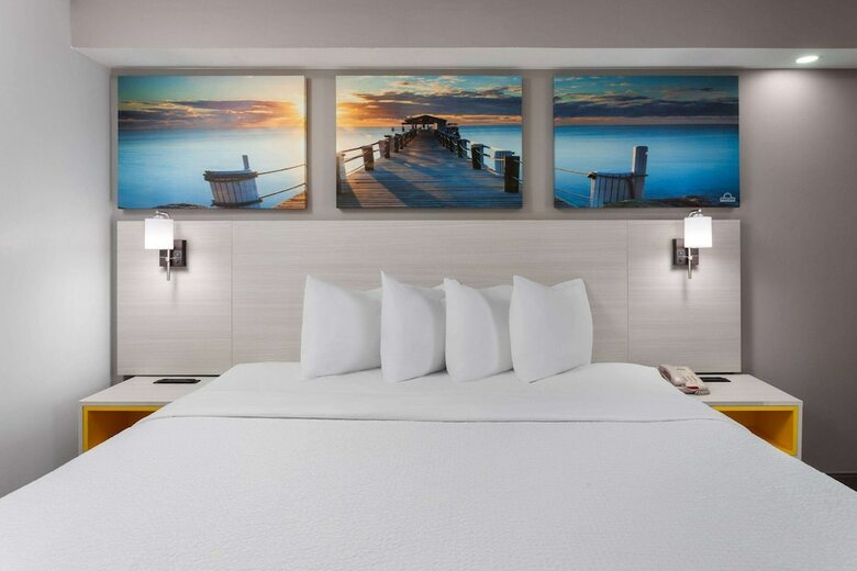 Hotel Quality Inn - West