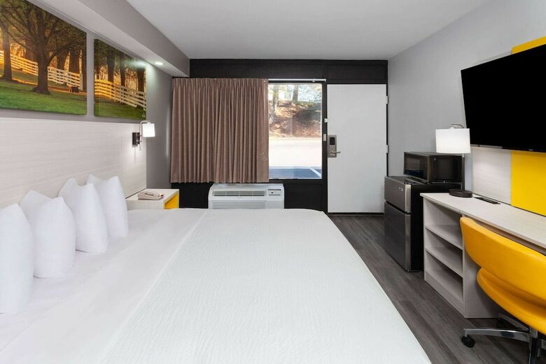 Hotel Quality Inn - West