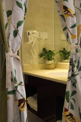 Chengdu Meizhixing Hotel