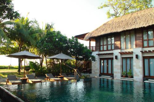 Hotel The Sandi Phala Beach Resort And Ma Joly Restaurant