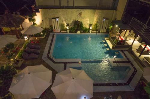 Hotel The Taman Sari Resort Legian