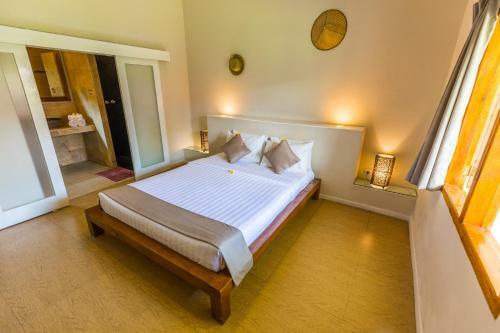 Hostal Kuta Baru Hotel