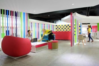 Berry Glee Hotel