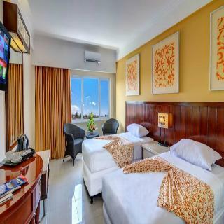 Maharani Beach Hotel