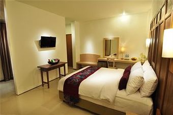 D'lima Hotel & Villas