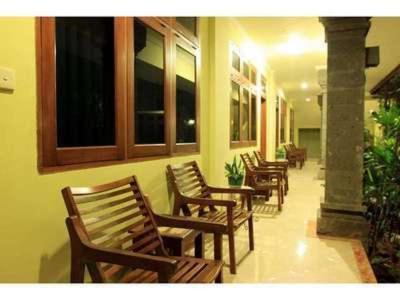 Hostal Puri Bunga Inn