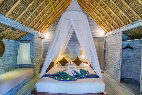 Ts Hut Lembongan