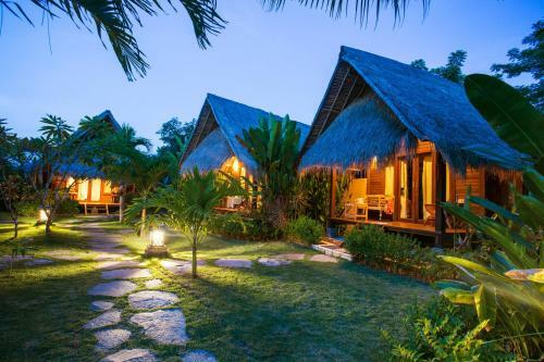 Ts Hut Lembongan