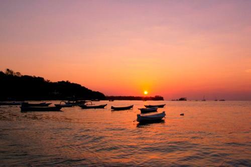 Ts Hut Lembongan