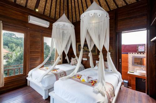 Breeze Villa