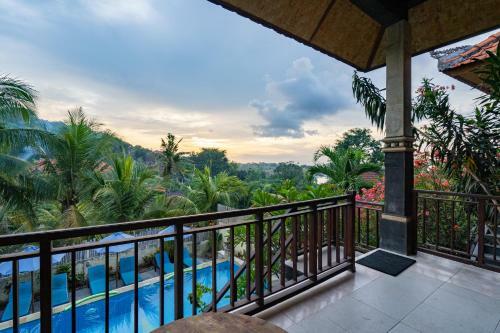 Breeze Villa