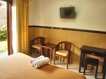 Hostal Rena Segara House