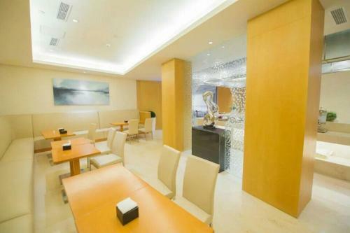 Hanting Hotel Chongqing Shangqing Temple Branch