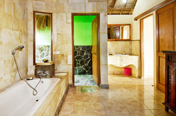 Mushroom Beach Bungalows