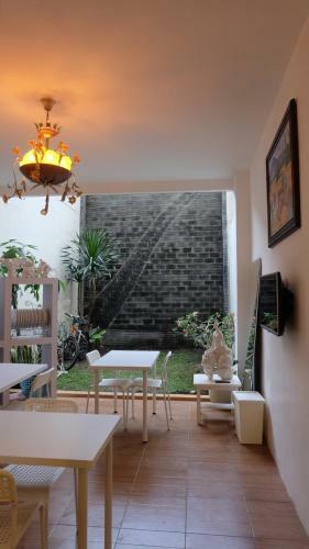 Butik Capsule Hostel