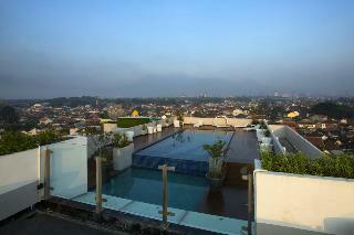 Hotel Maxonehotels At Malang