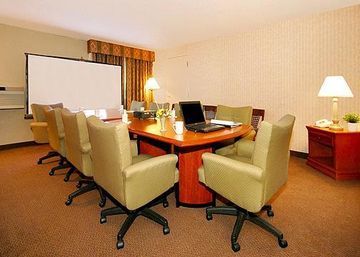 Clarion Hotel Park Central