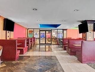 Clarion Hotel Park Central