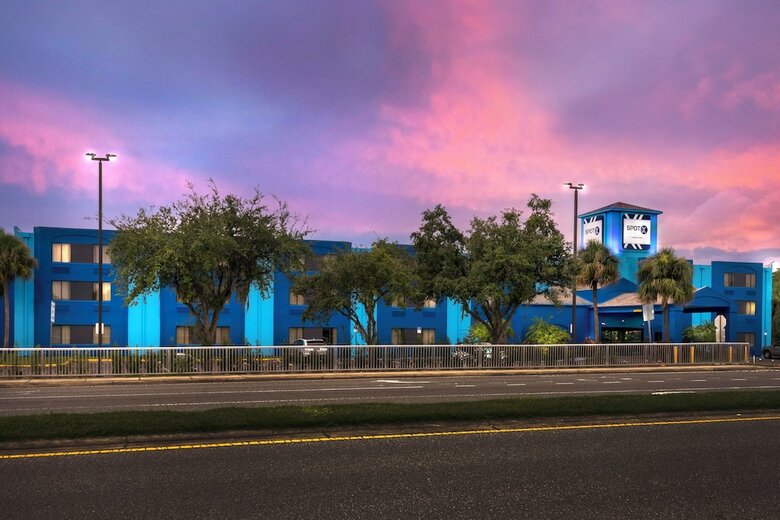 Hotel Sleep Inn