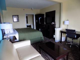 Hotel Comfort Suites
