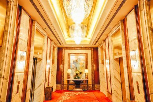 Shangri-la Hotel, Dalian