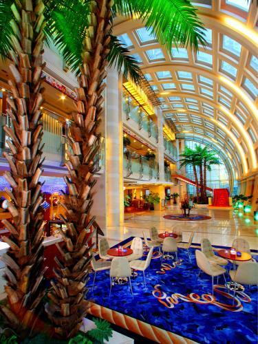 Bayshore Hotel