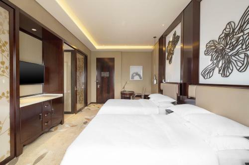 Sheraton Changde Wuling Hotel