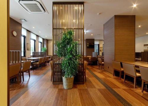 Hotel Route-inn Nagoya Imaike Ekimae