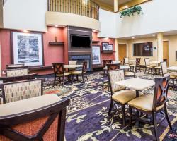 Hotel Comfort Suites
