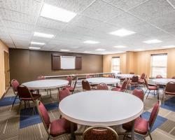 Hotel Comfort Suites