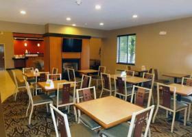 Hotel Comfort Suites