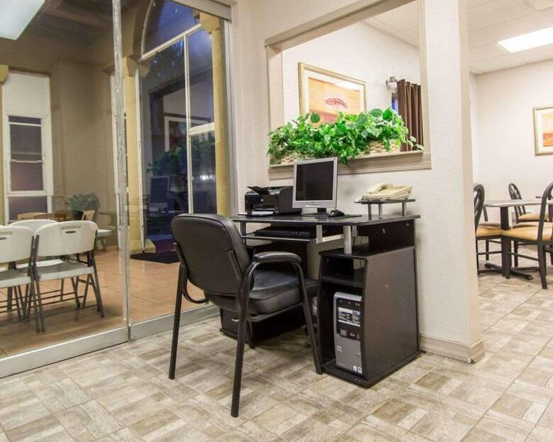 Hotel Comfort Inn
