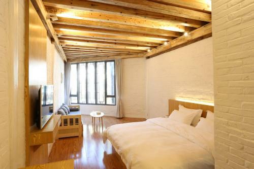 Hotel Lijiang Myhome Inn