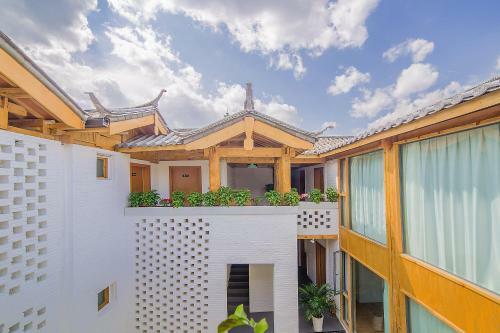 Hotel Lijiang Myhome Inn