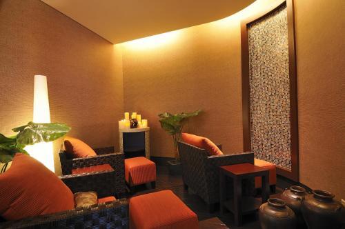 Hotel Loisir Spa Tower Naha