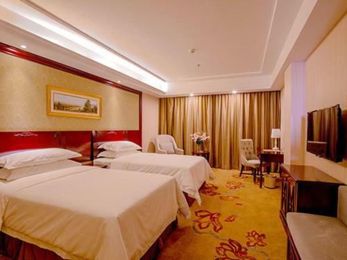 Vienna Hotel Dongguan Tangxia Lincun Square