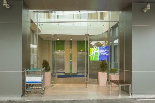 Hotel Holiday Inn Express Semarang Simpang Lima