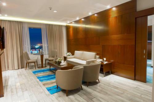 Gumaya Tower Hotel