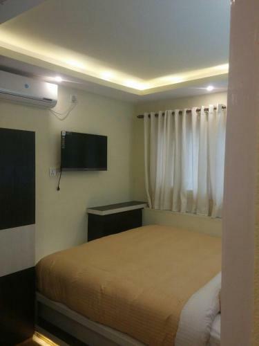 327 Thamel Hotel