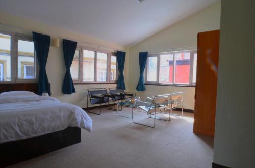Hostal Epiphany Guest House