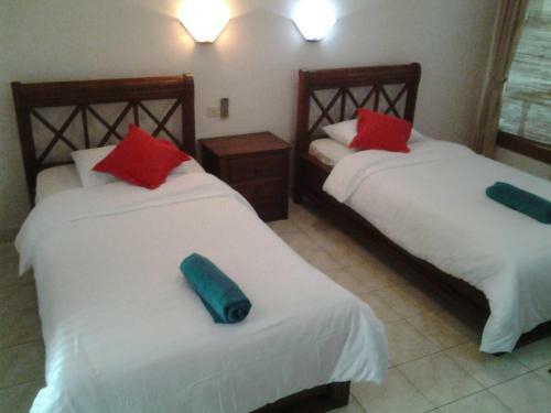 Hotel Nirwana Sea Side Cottages